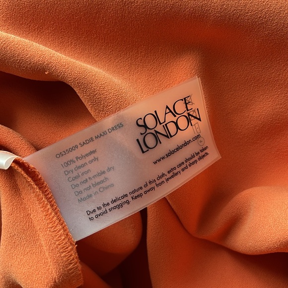 SOLACE LONDON Sadie Cape-effect Crepe Gown in Apricot Size UK 4 / US 0 - Picture 8 of 10